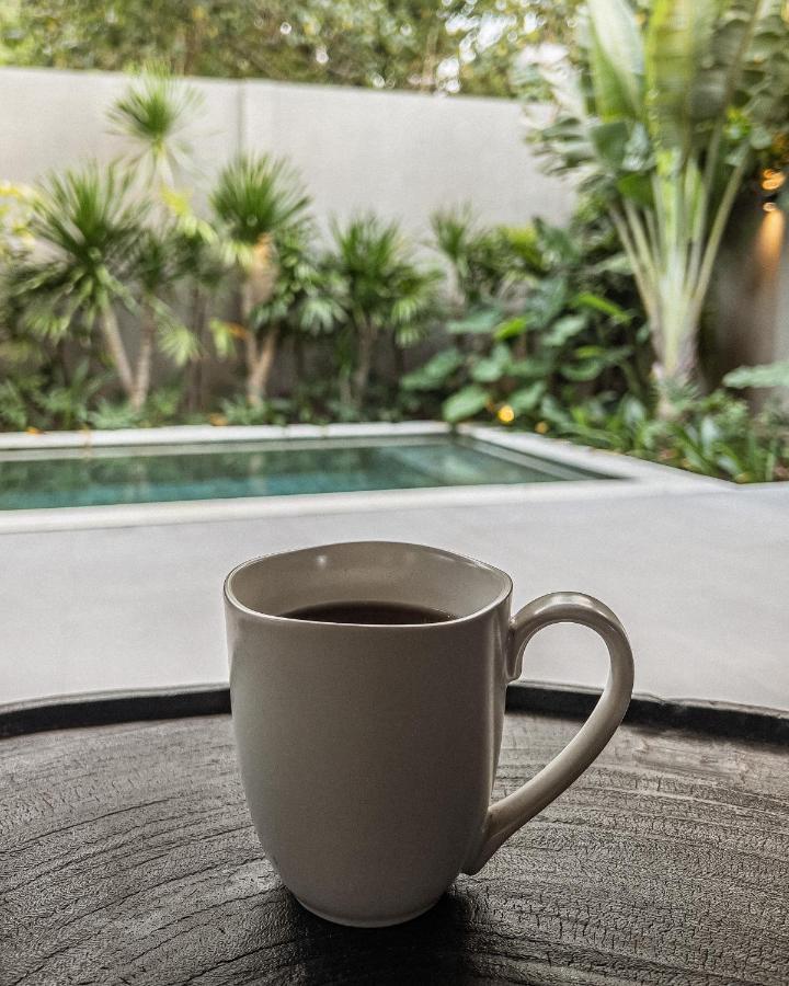 Aloha Villas - Modern Villas With Private Pool And Lush Gardens Kuta  Bagian luar foto