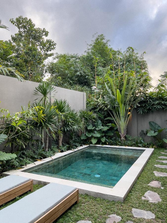 Aloha Villas - Modern Villas With Private Pool And Lush Gardens Kuta  Bagian luar foto